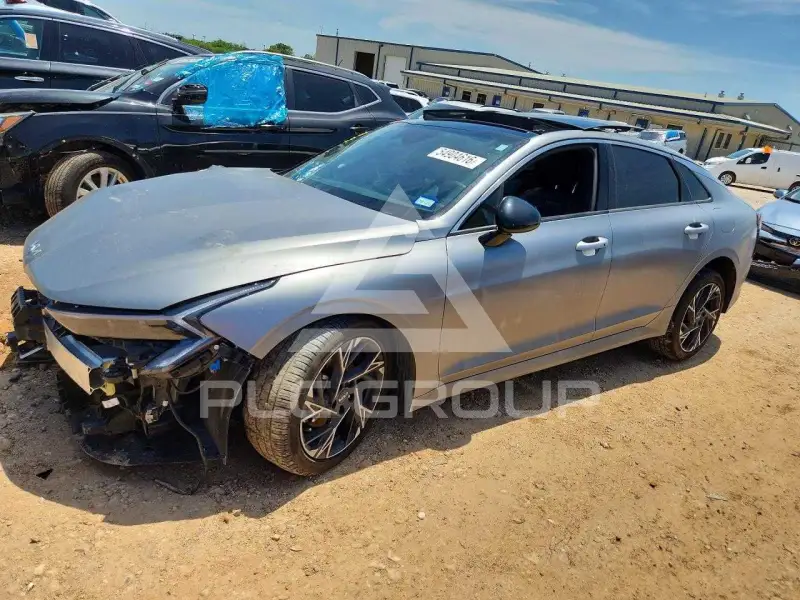 2025 KIA K5 photo