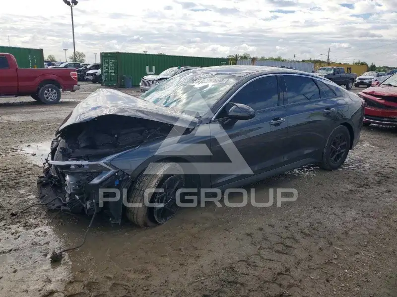 2025 KIA K5 фото