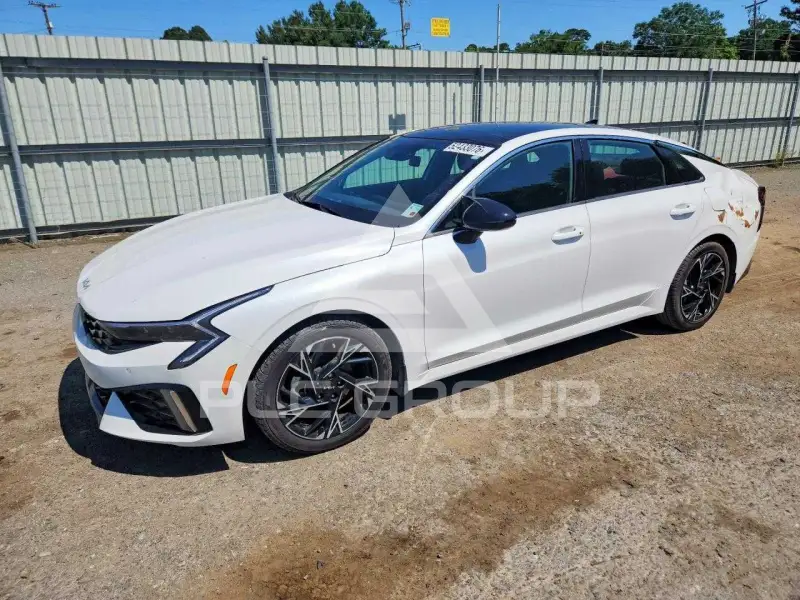 2025 KIA K5 фото