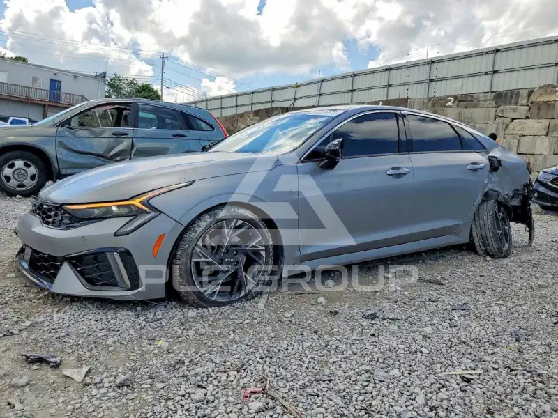 2025 KIA K5 фото