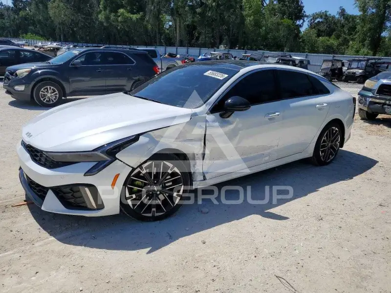 2025 KIA K5 фото
