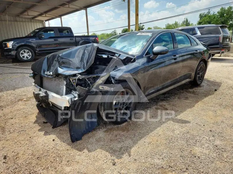 2025 KIA K5 photo