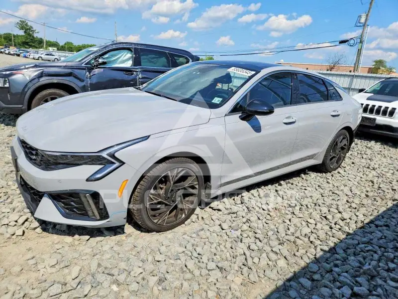 2025 KIA K5 фото