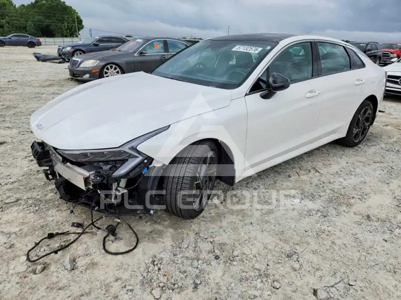 2025 KIA K5 фото