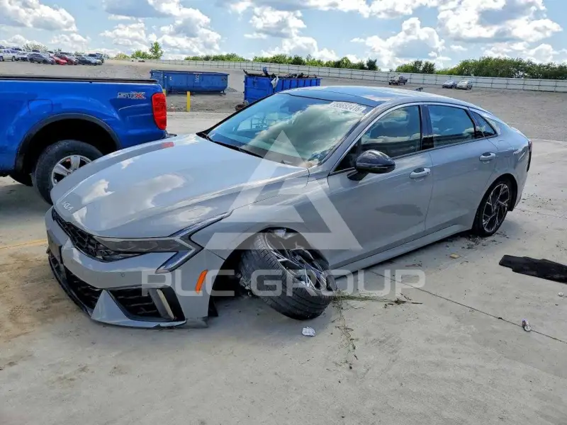 2025 KIA K5 photo