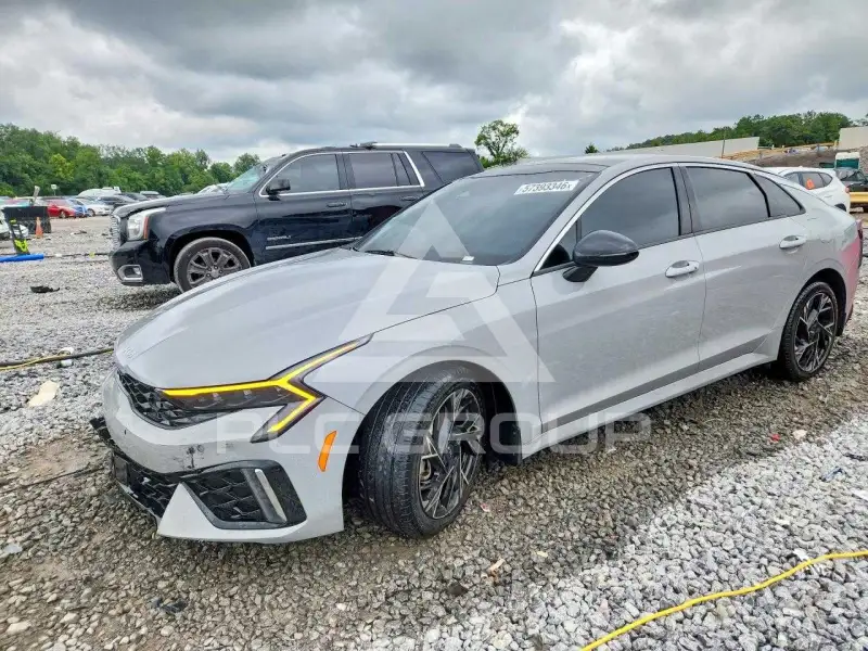 2025 KIA K5 фото