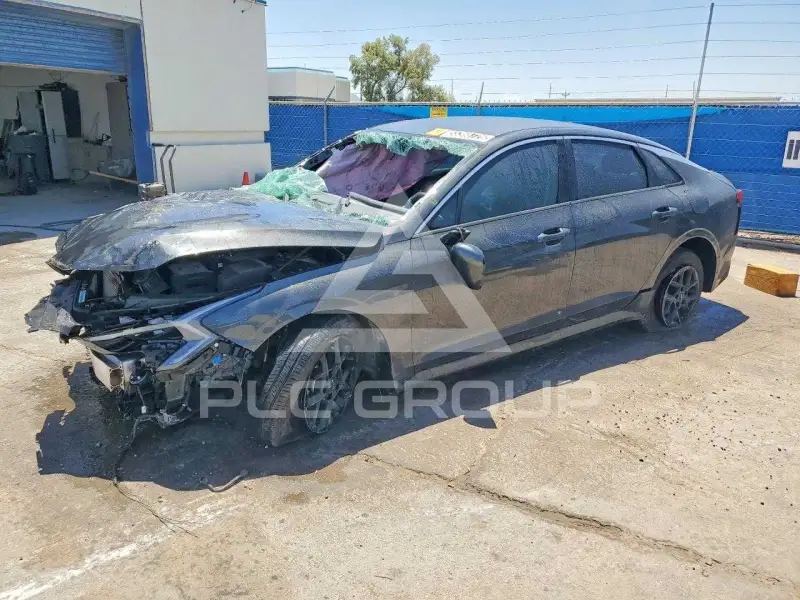 2025 KIA K5 фото