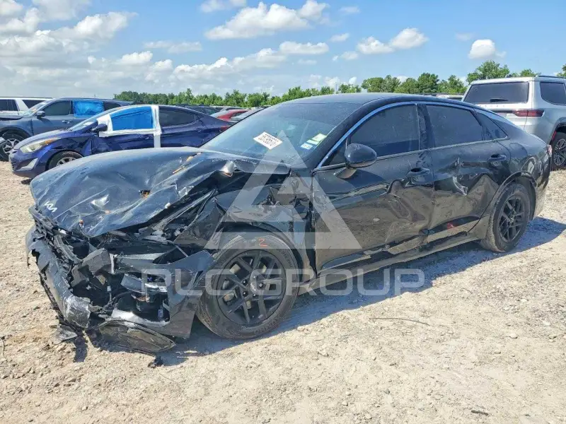 2025 KIA K5 фото