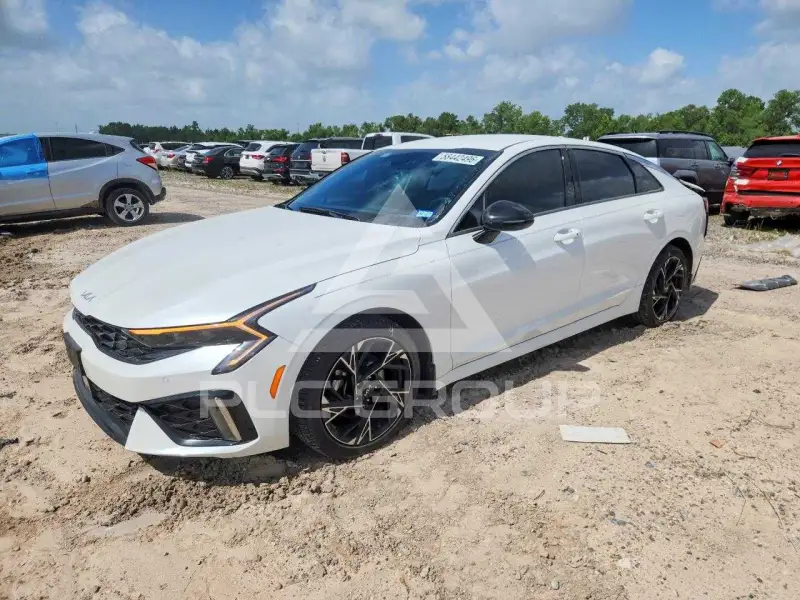 2025 KIA K5 фото