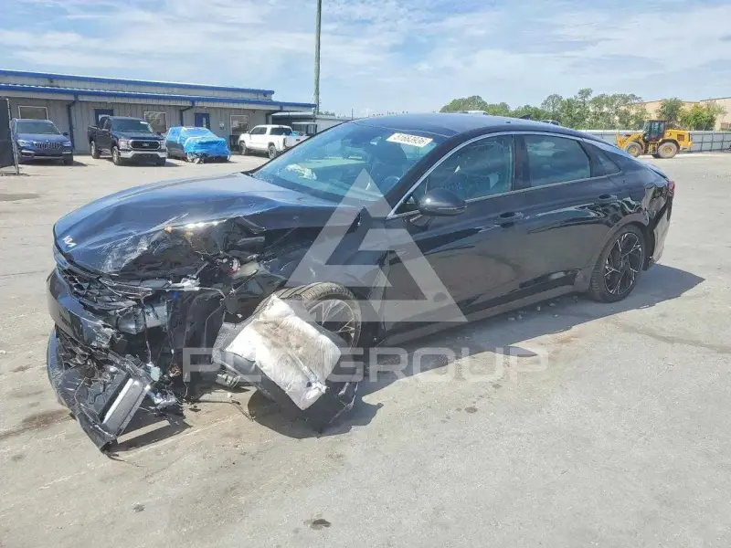 2025 KIA K5 photo