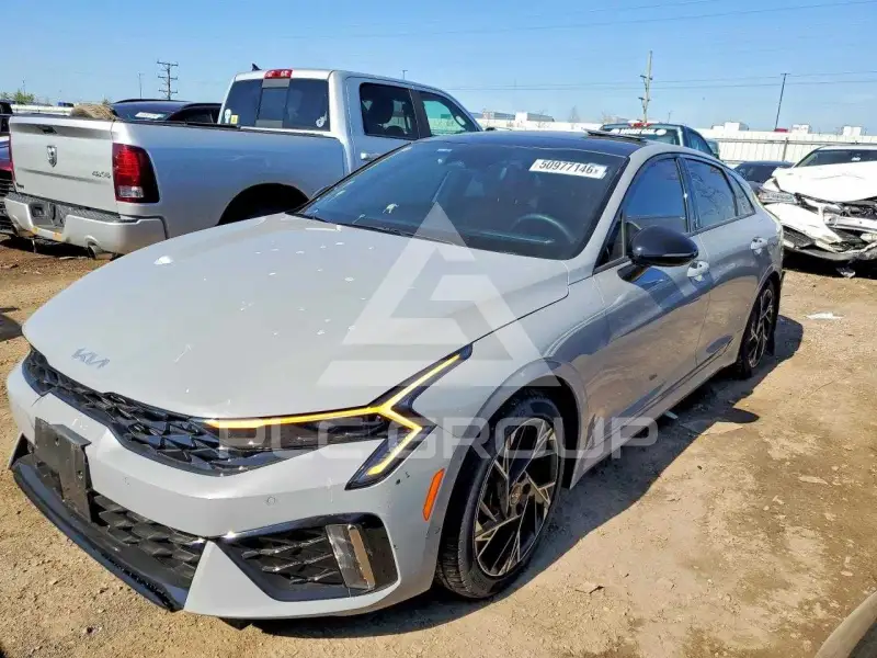 2025 KIA K5 photo
