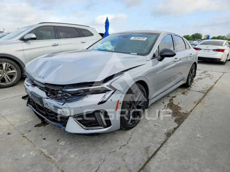 2025 KIA K5 photo