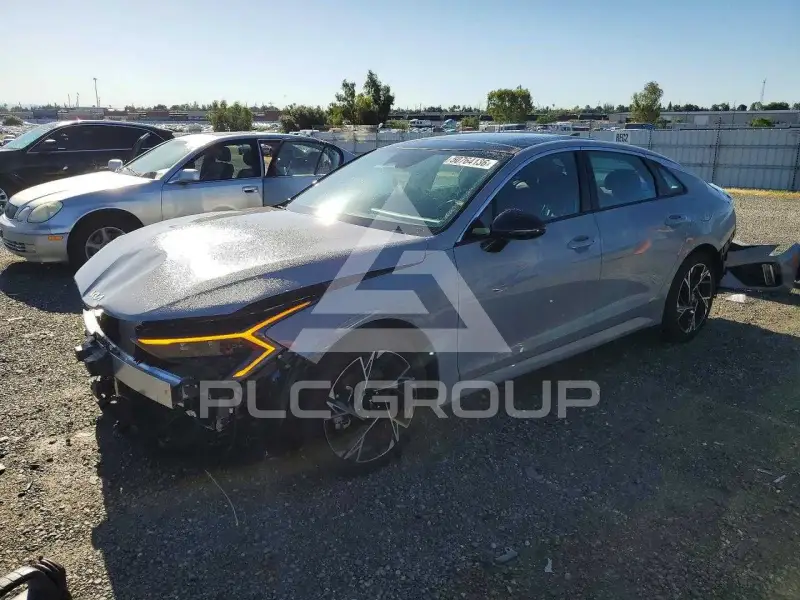 2025 KIA K5 фото