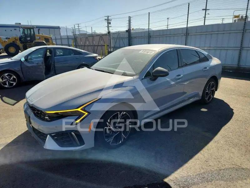 2025 KIA K5 фото