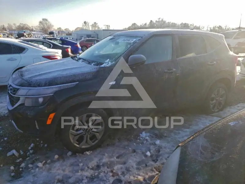 2025 KIA Seltos фото