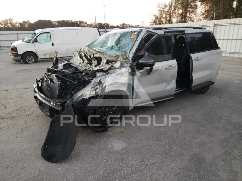 2025 KIA Carnival фото