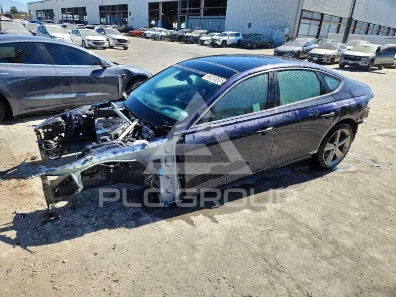 2025 Genesis G80 photo