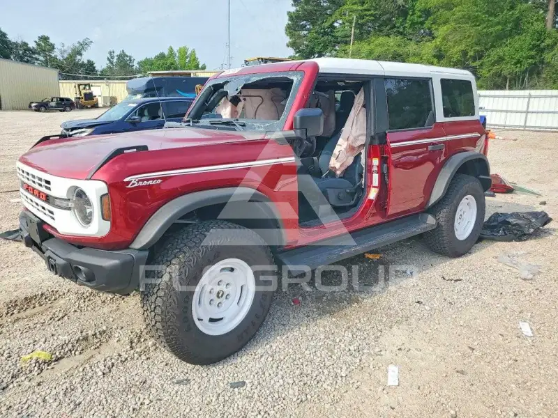 2025 Ford BRONCO фото