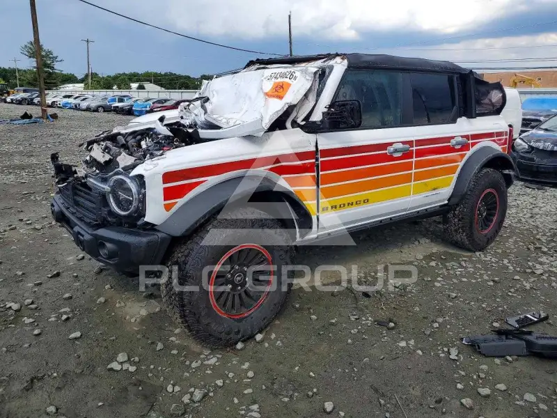2025 Ford BRONCO фото