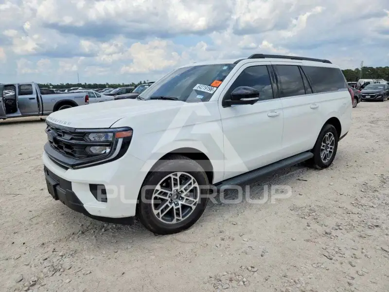 2025 Ford EXPEDITION photo