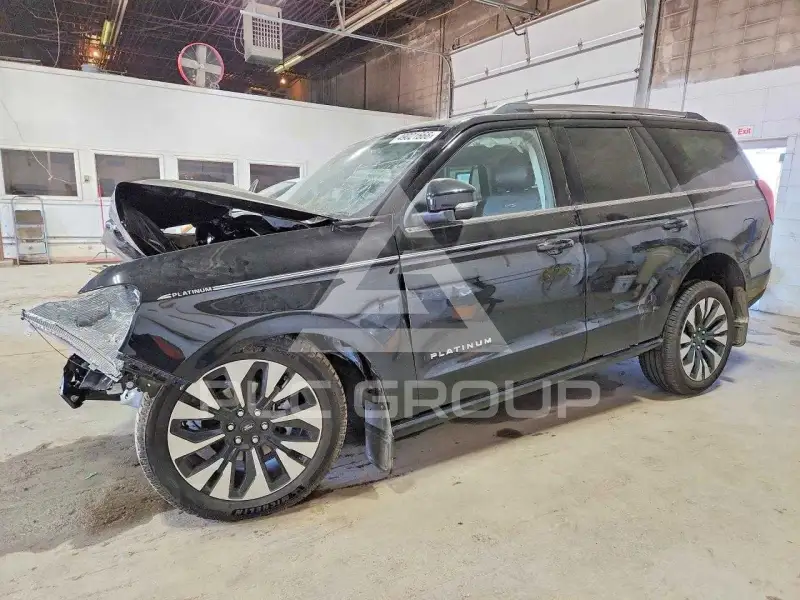 2025 Ford EXPEDITION photo