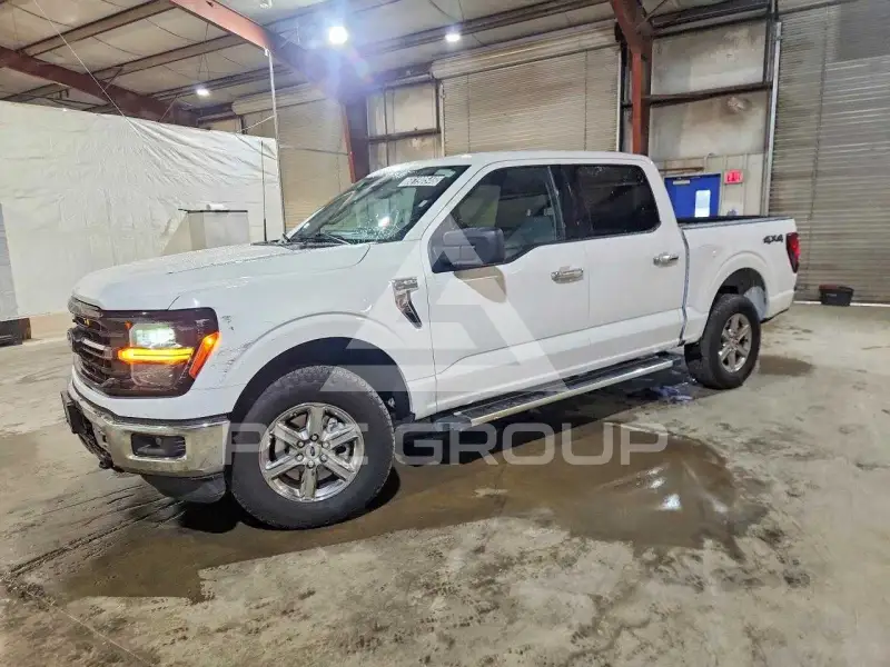 2025 Ford F-150 photo