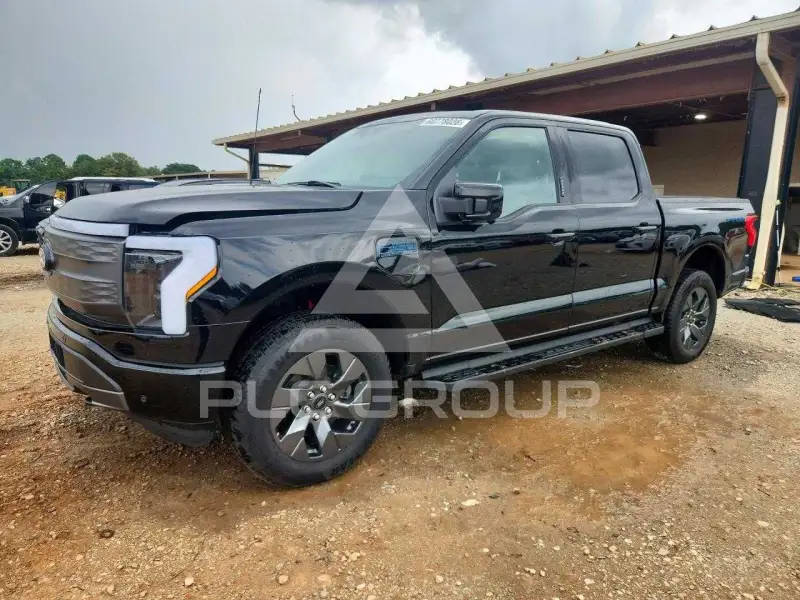 2025 Ford F-150 фото