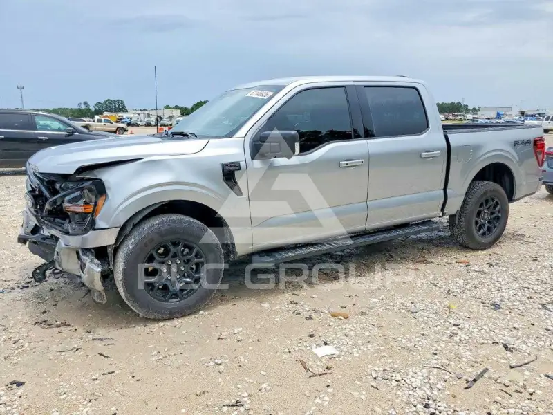 2025 Ford F-150 фото