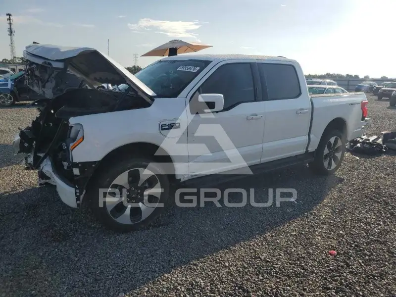 2025 Ford F-150 фото