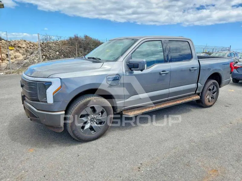 2025 Ford F-150 фото