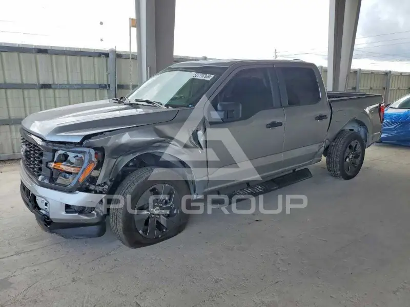2025 Ford F-150 фото