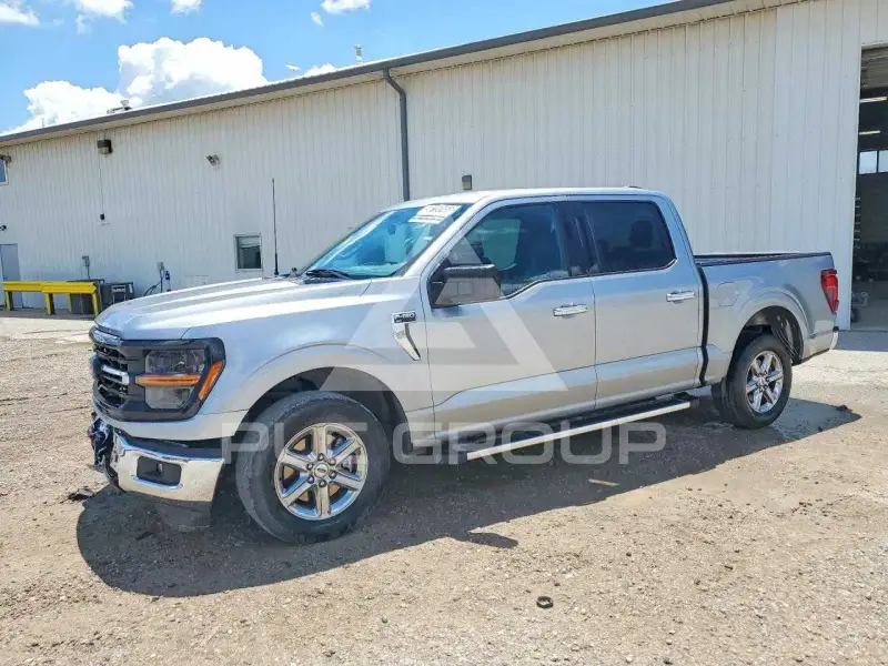 2025 Ford F-150 фото