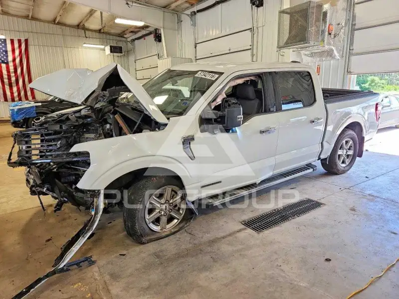 2025 Ford F-150 фото