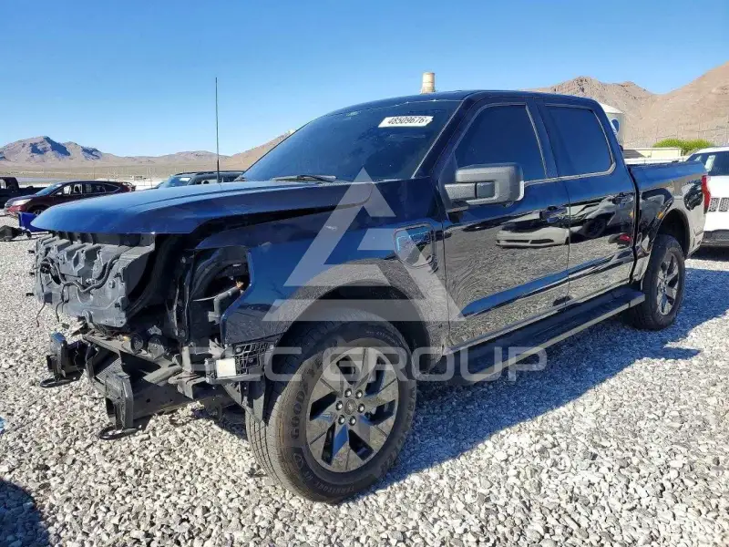 2025 Ford F-150 фото