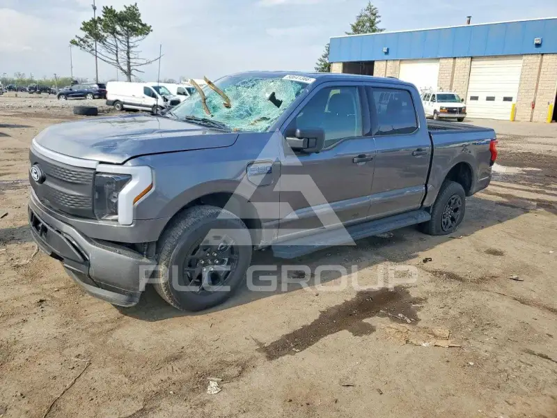 2025 Ford F-150 фото