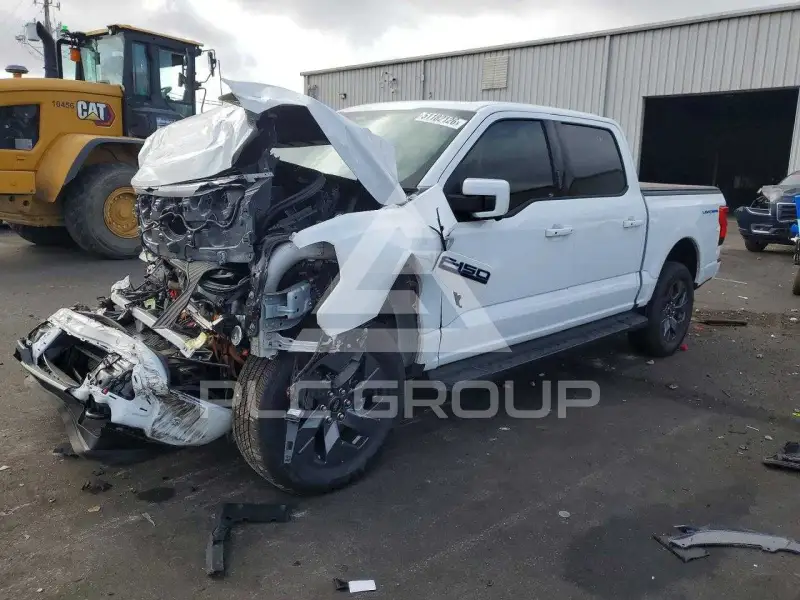 2025 Ford F-150 фото