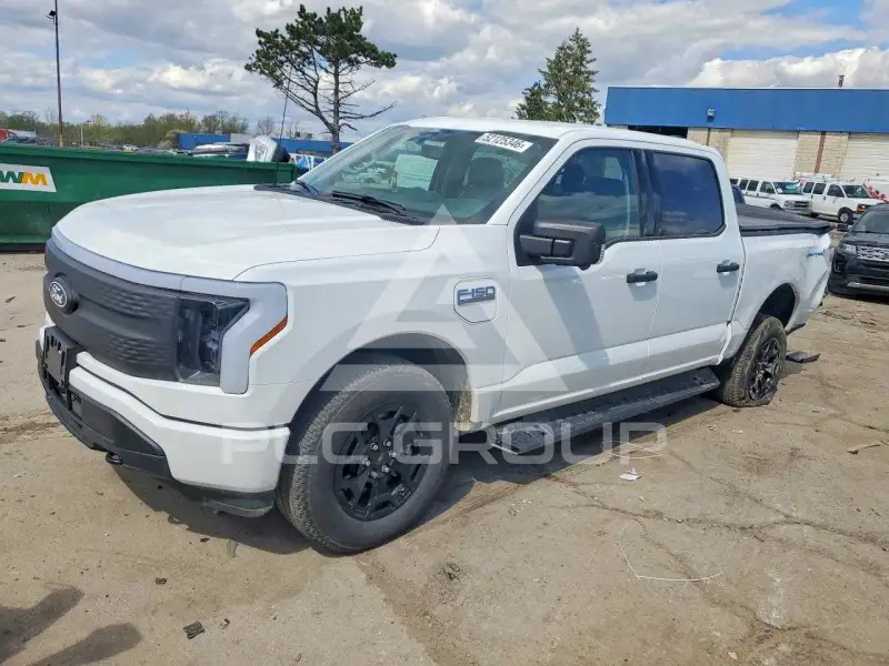 2025 Ford F-150 фото