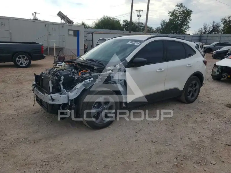2025 Ford ESCAPE фото