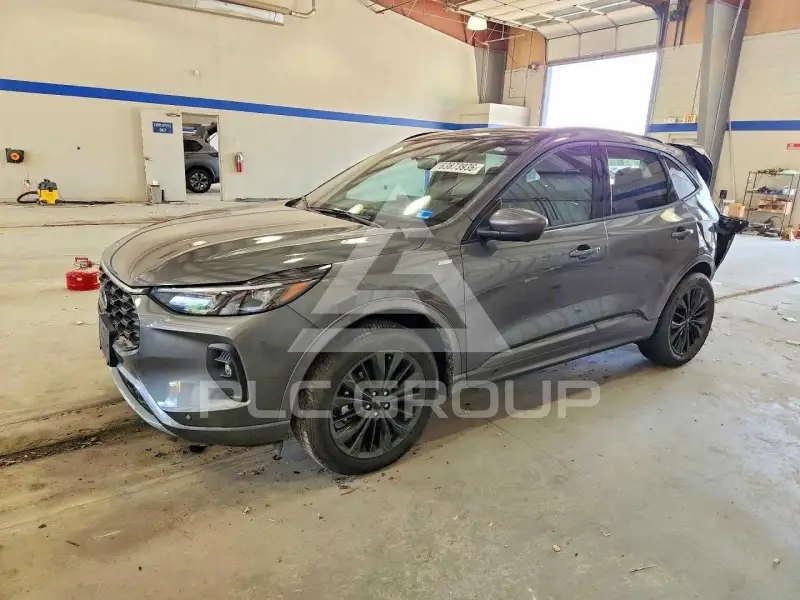 2025 Ford ESCAPE photo