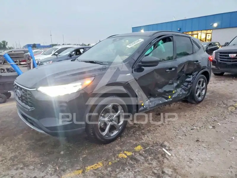 2025 Ford ESCAPE photo