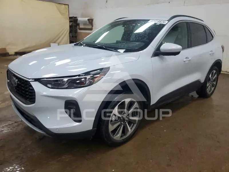 2025 Ford ESCAPE photo