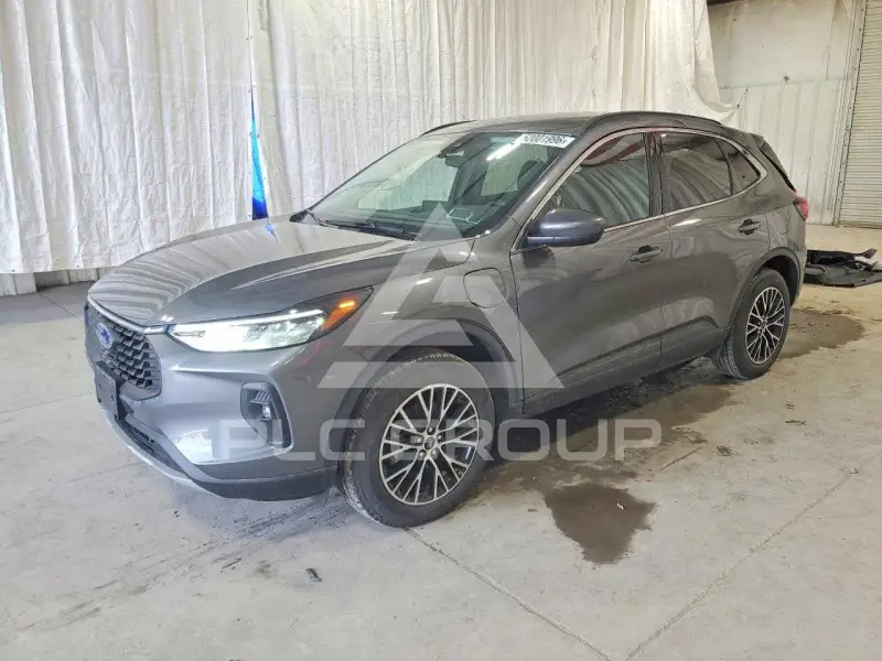 2025 Ford ESCAPE photo