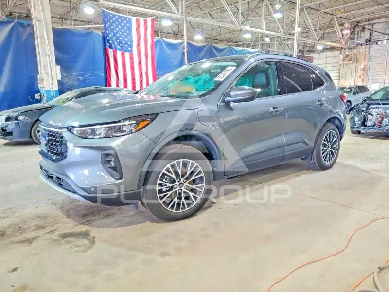 2025 Ford ESCAPE photo