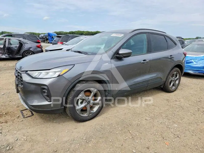 2025 Ford ESCAPE photo