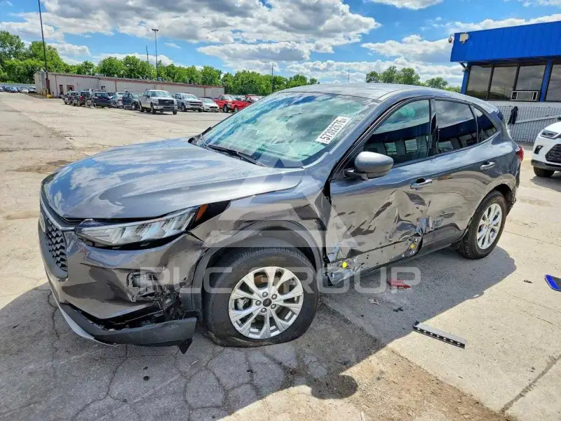 2025 Ford ESCAPE фото