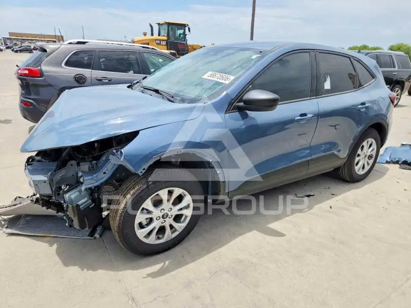 2025 Ford ESCAPE photo