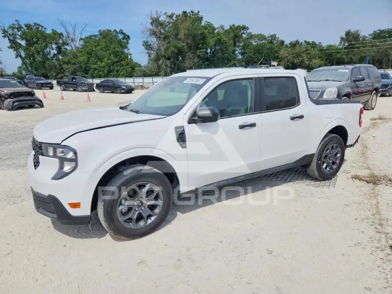 2025 Ford Maverick photo