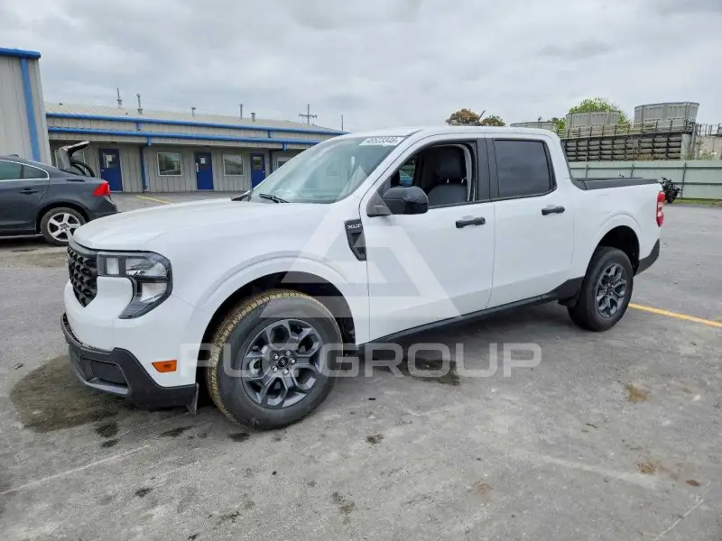 2025 Ford Maverick photo