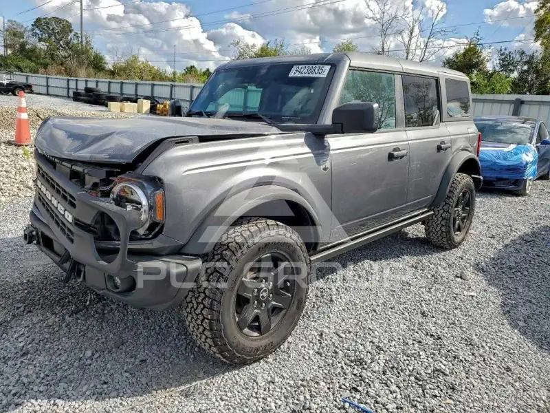 2025 Ford BRONCO photo