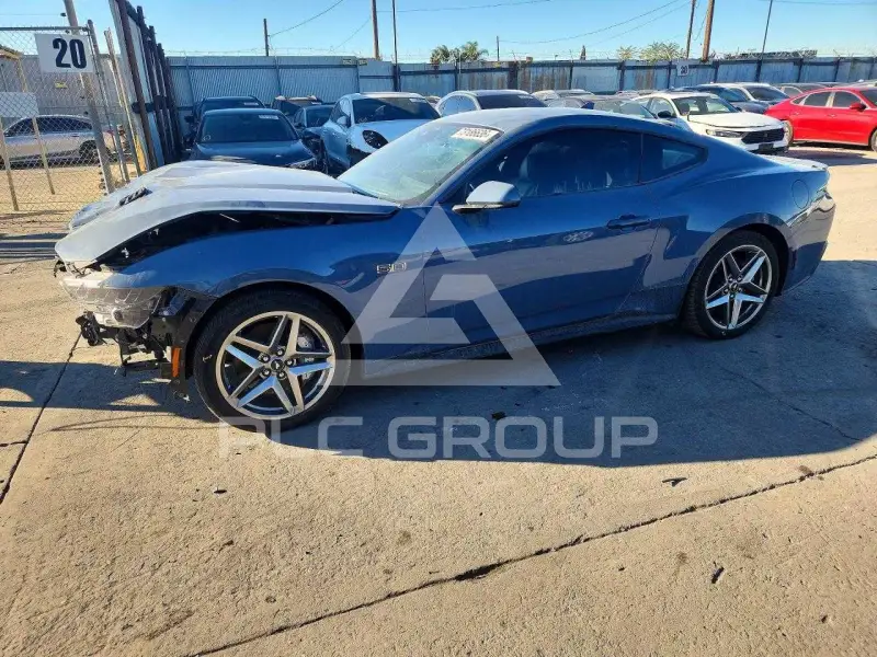 2025 Ford MUSTANG photo